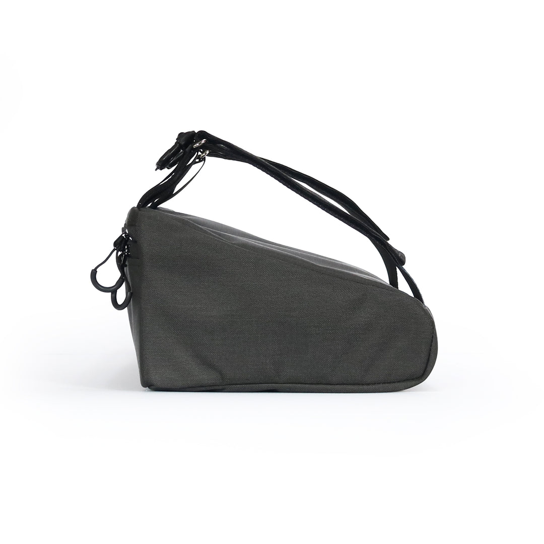 Rove x Skingrowsback bag zippers and hardware close-up